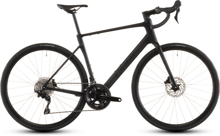 Cube Attain C:62 Race blackline